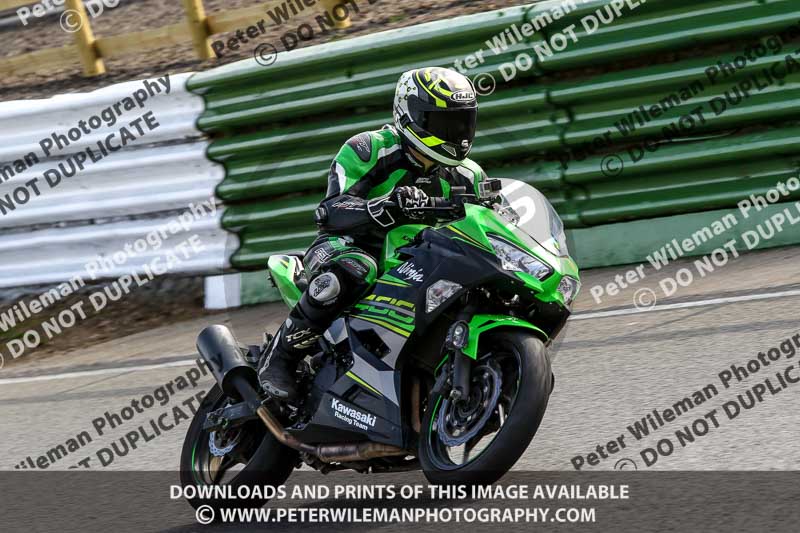 enduro digital images;event digital images;eventdigitalimages;mallory park;mallory park photographs;mallory park trackday;mallory park trackday photographs;no limits trackdays;peter wileman photography;racing digital images;trackday digital images;trackday photos